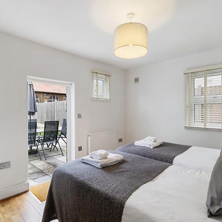Two Bed Flat In Bush Hill Park Διαμέρισμα Enfield Εξωτερικό φωτογραφία