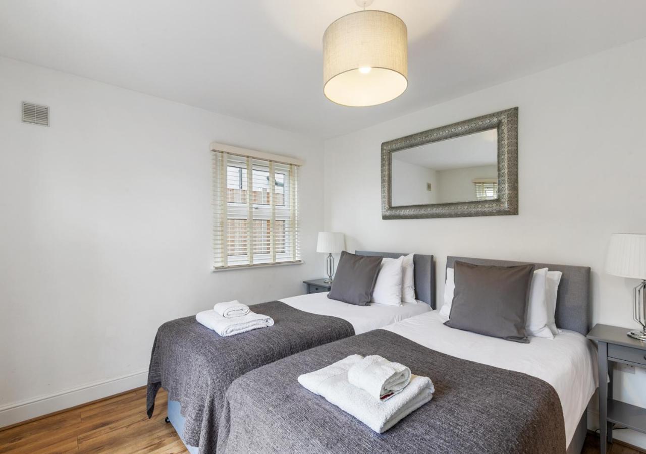 Two Bed Flat In Bush Hill Park Διαμέρισμα Enfield Εξωτερικό φωτογραφία