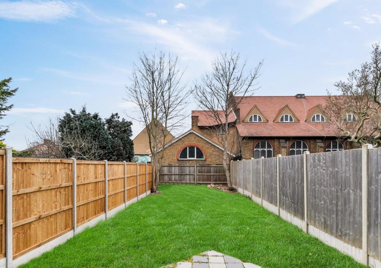 Two Bed Flat In Bush Hill Park Διαμέρισμα Enfield Εξωτερικό φωτογραφία