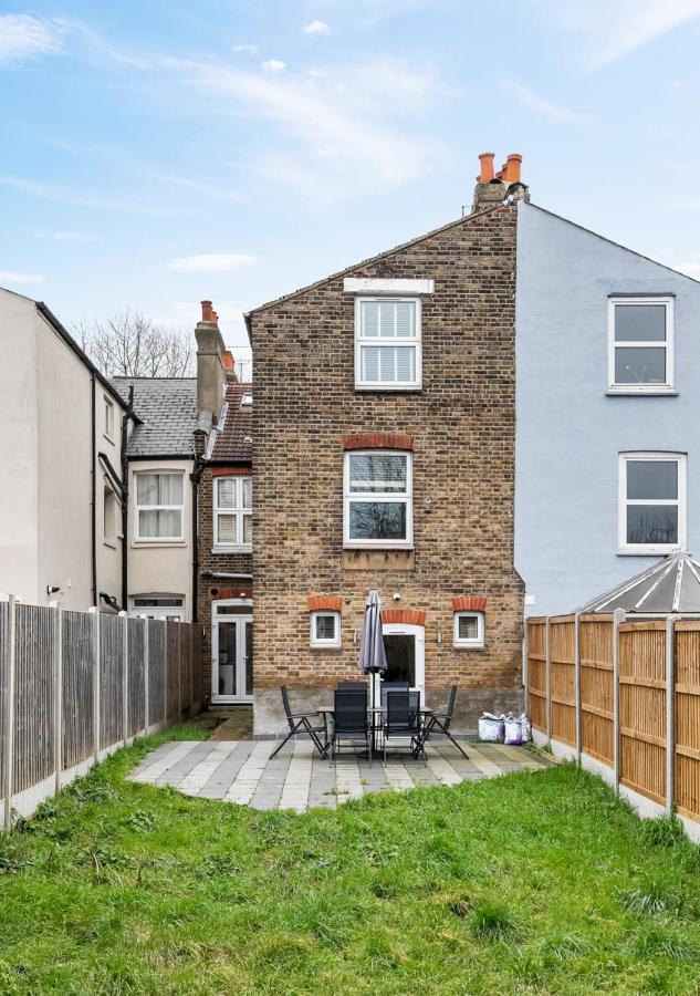 Two Bed Flat In Bush Hill Park Διαμέρισμα Enfield Εξωτερικό φωτογραφία