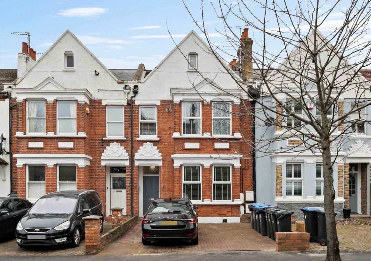 Two Bed Flat In Bush Hill Park Διαμέρισμα Enfield Εξωτερικό φωτογραφία